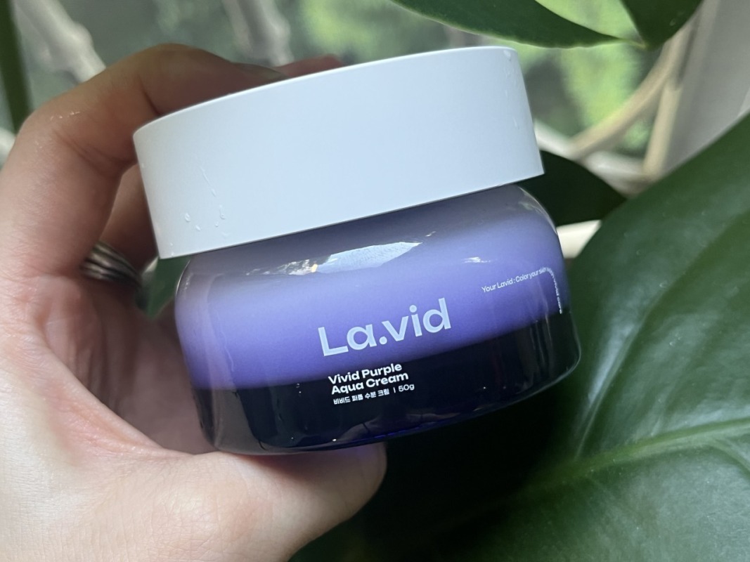 번들거림 없이 촉촉해요